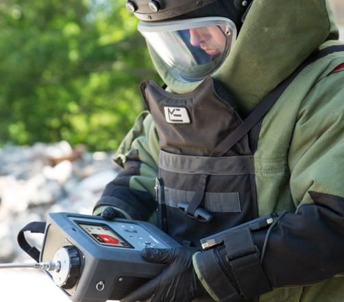 502 Explosive Detectors